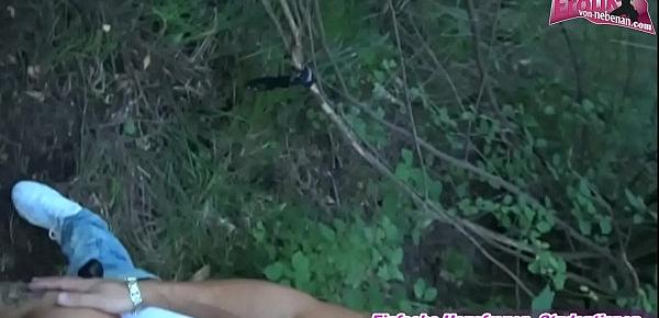  Deutsche amateur schlampe macht dreier im Wald mit sperma schlucken